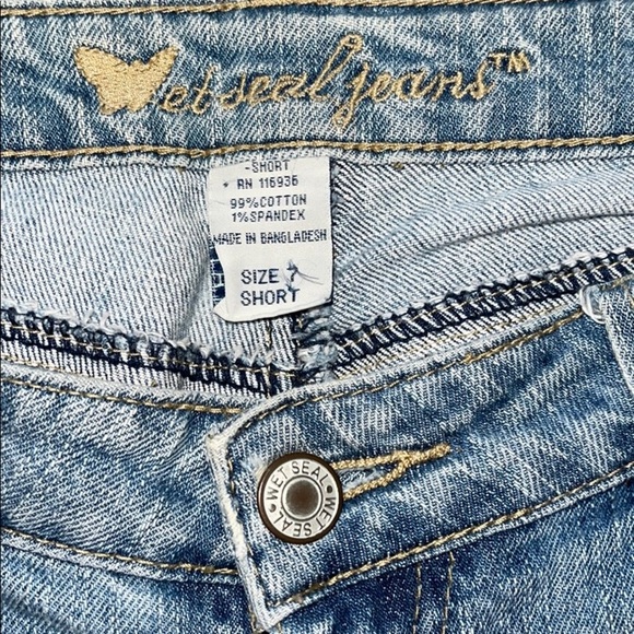 Wet Seal Jeans Distressed Light Wash Straight Jean - Picture 6 of 13